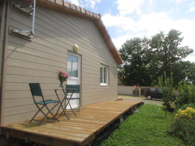 לאבור Chambre 20M2 Avec Salle De Bain Privee Dans Maison En Bois מראה חיצוני תמונה