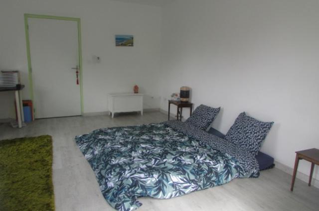 לאבור Chambre 20M2 Avec Salle De Bain Privee Dans Maison En Bois מראה חיצוני תמונה